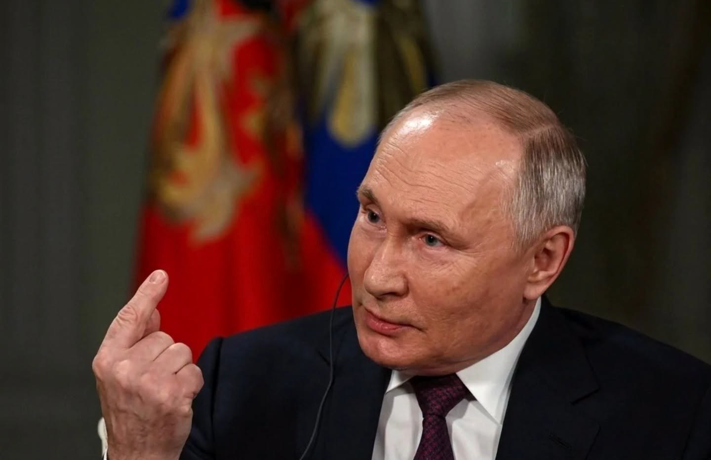 Ảnh Vladimir Putin được trích từ ảnh bài đăng do người dùng cung cấp